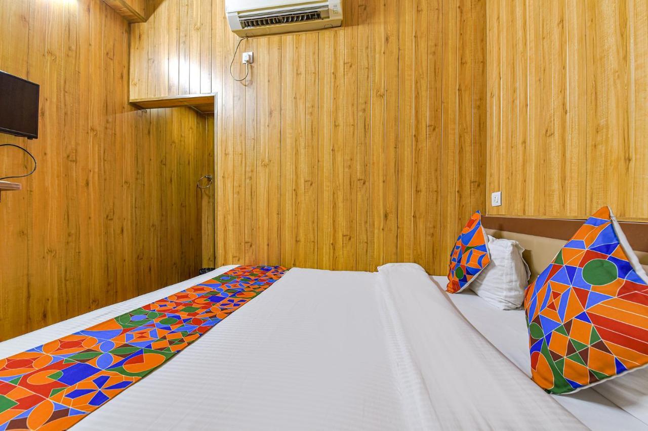 Hotel Vandana Palace コーター エクステリア 写真