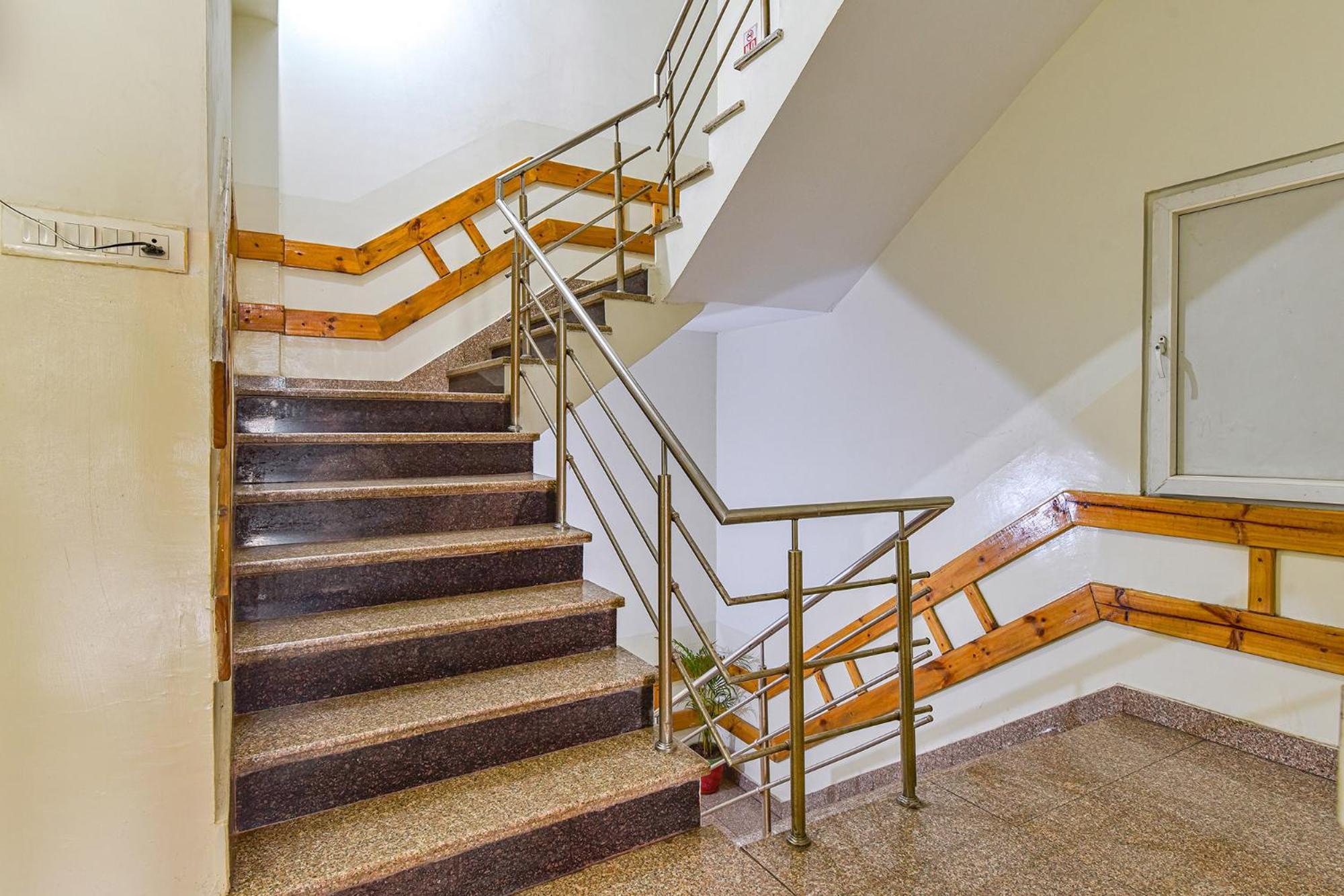 Hotel Vandana Palace コーター エクステリア 写真
