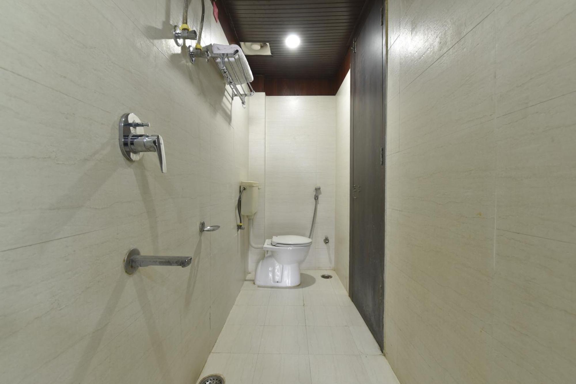 Hotel Vandana Palace コーター エクステリア 写真